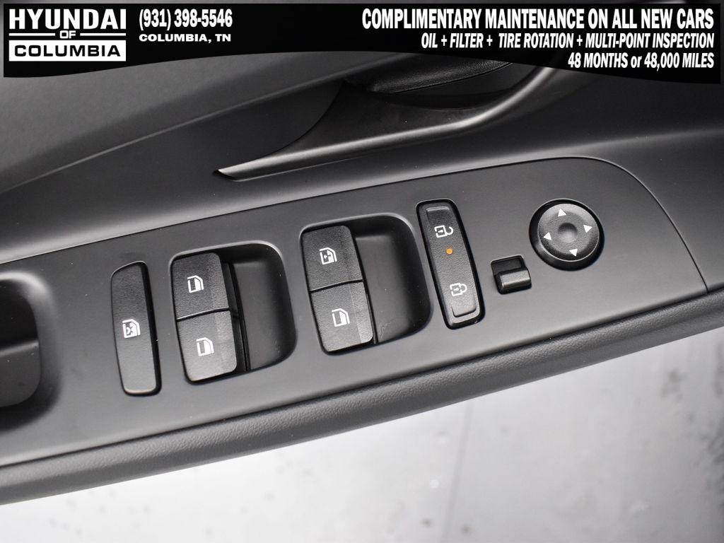 new 2025 Hyundai Elantra car, priced at $24,285