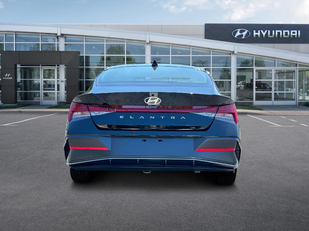 new 2024 Hyundai Elantra car, priced at $21,185