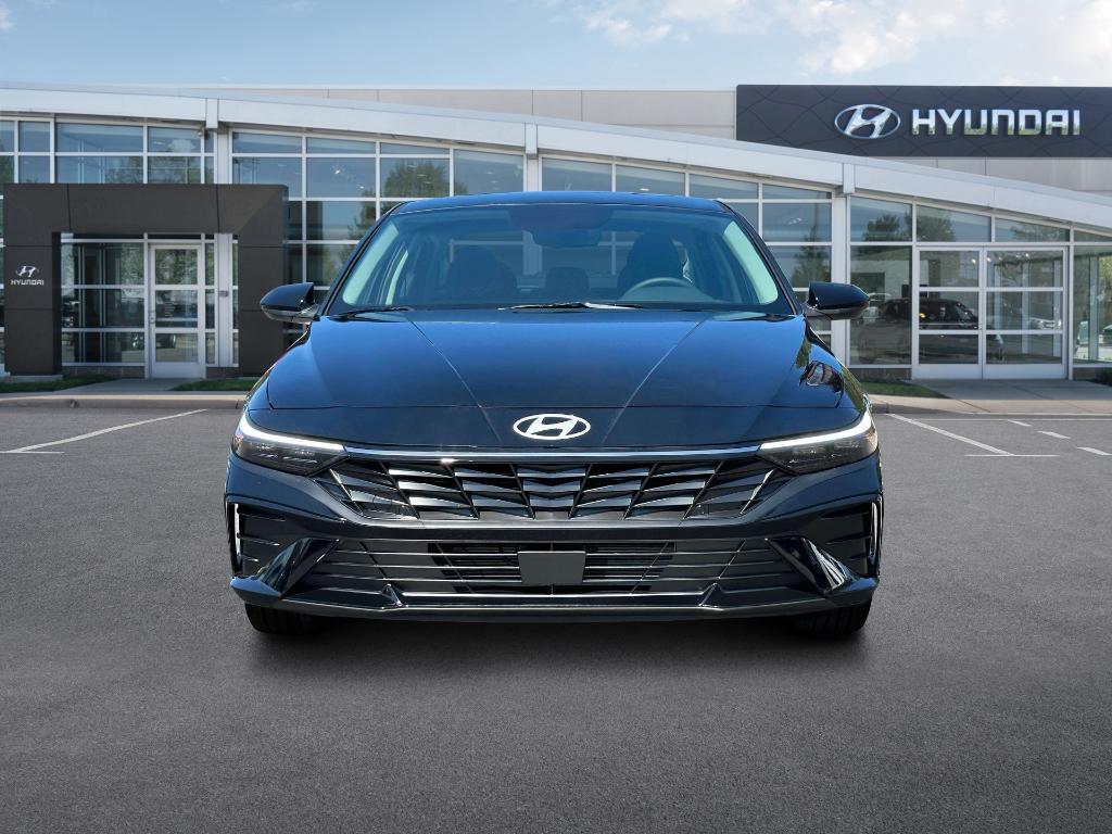 new 2024 Hyundai Elantra car, priced at $21,185