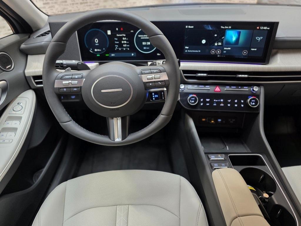 new 2025 Hyundai Sonata Hybrid car, priced at $33,615