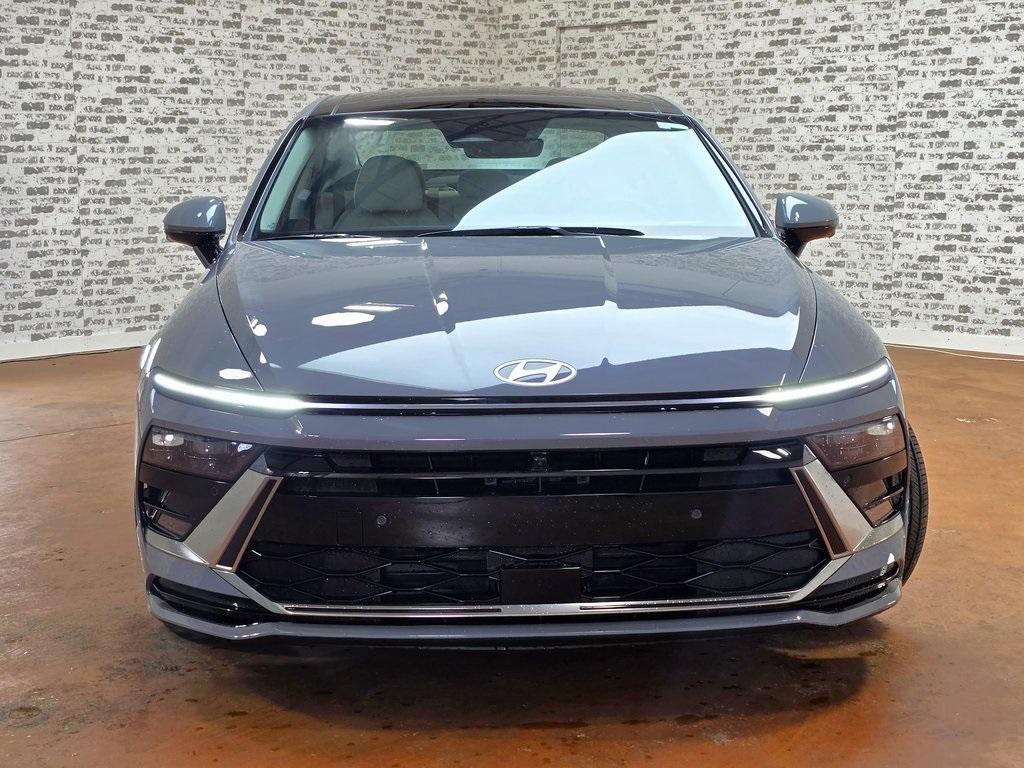 new 2025 Hyundai Sonata Hybrid car, priced at $33,615