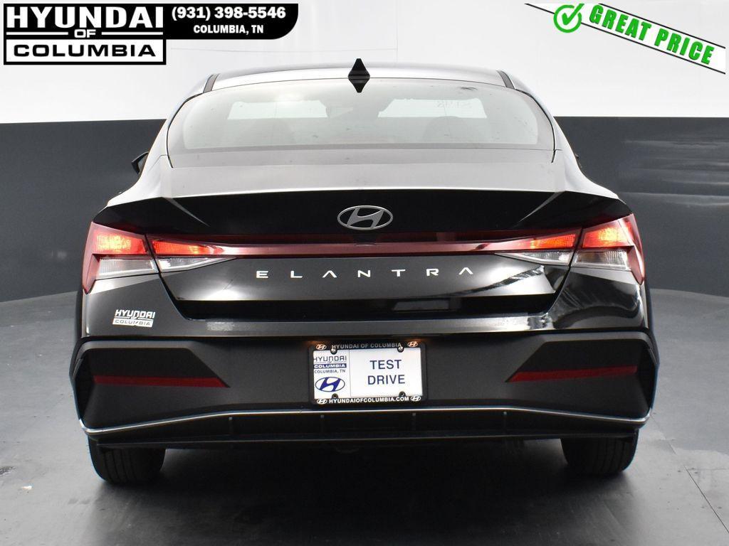 new 2025 Hyundai Elantra car, priced at $22,608