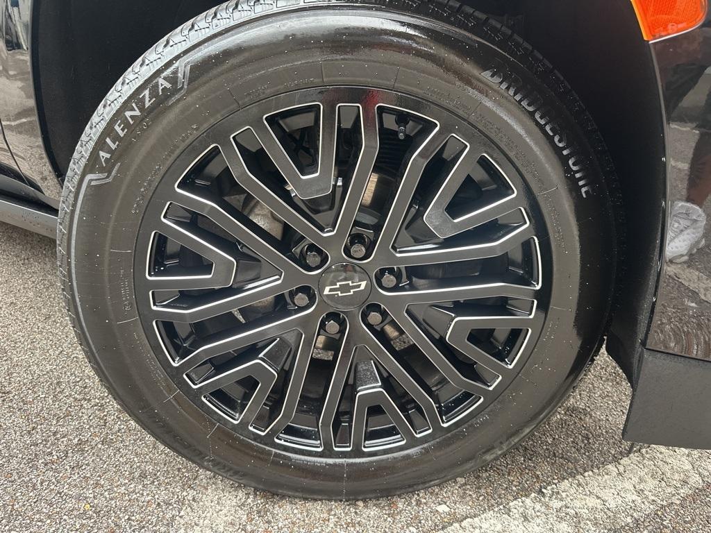 used 2021 Chevrolet Suburban car, priced at $47,994