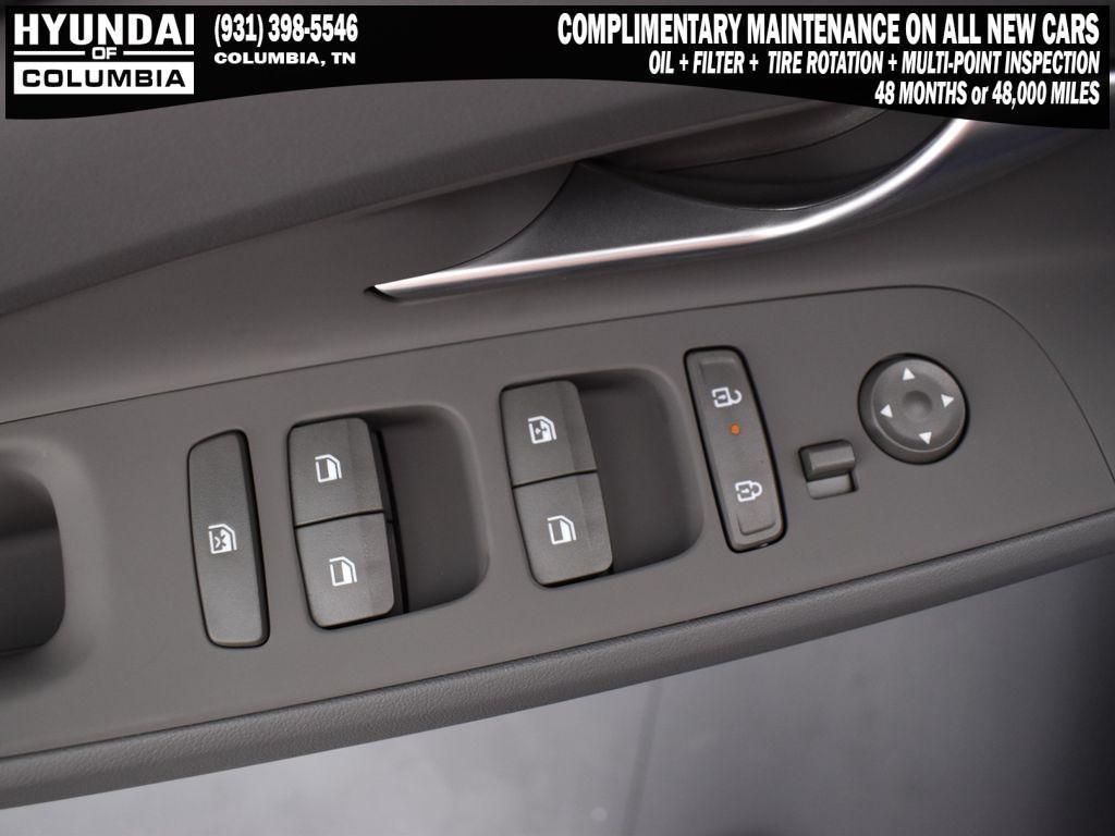 new 2025 Hyundai Elantra car, priced at $26,325