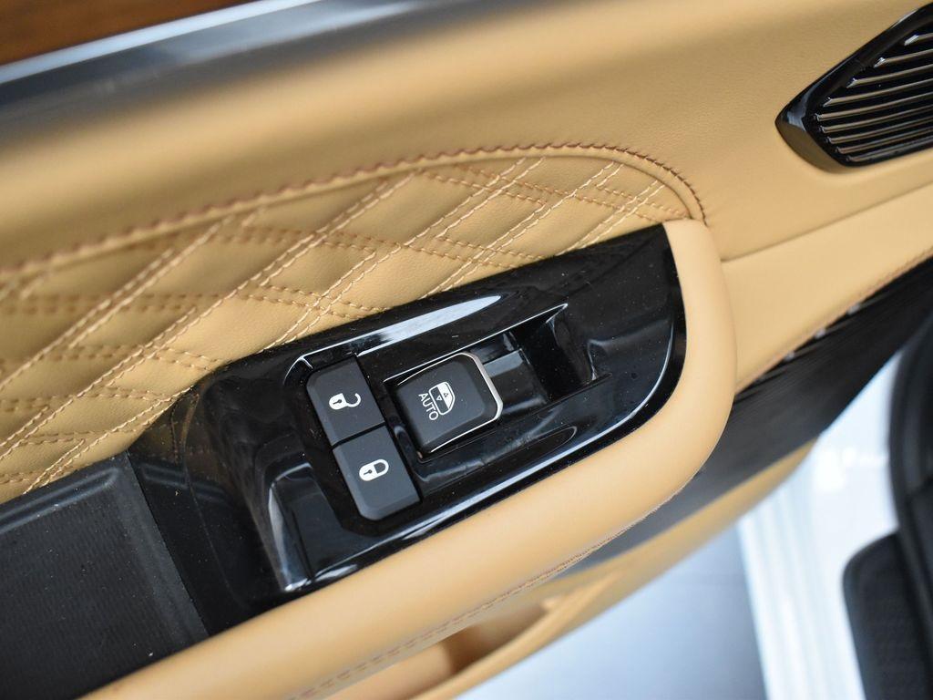 used 2024 Jeep Grand Cherokee L car, priced at $46,193