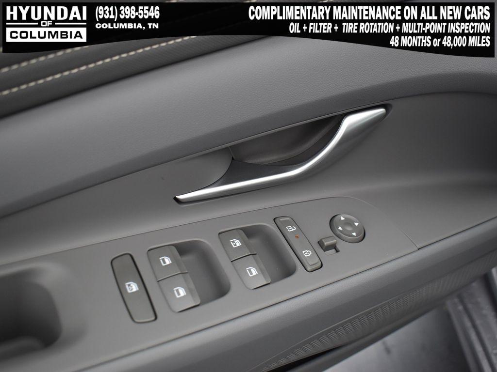 new 2025 Hyundai Elantra car, priced at $23,104