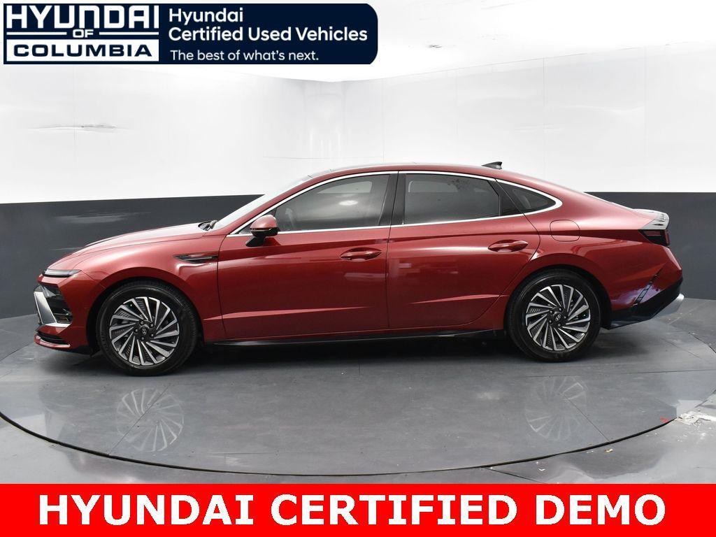 used 2024 Hyundai Sonata Hybrid car, priced at $34,133