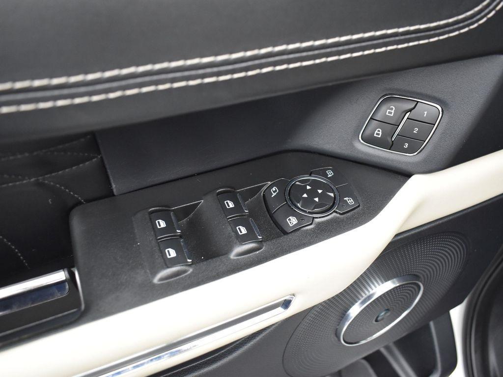 used 2020 Ford Expedition Max car, priced at $38,188