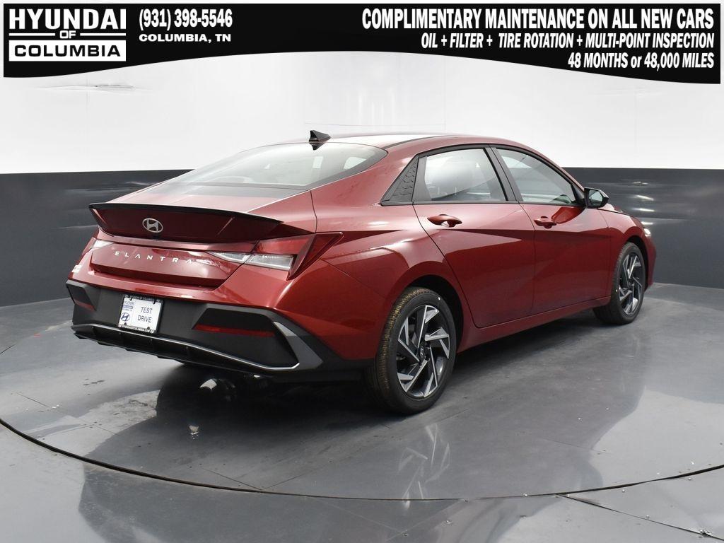 new 2025 Hyundai Elantra car, priced at $24,285