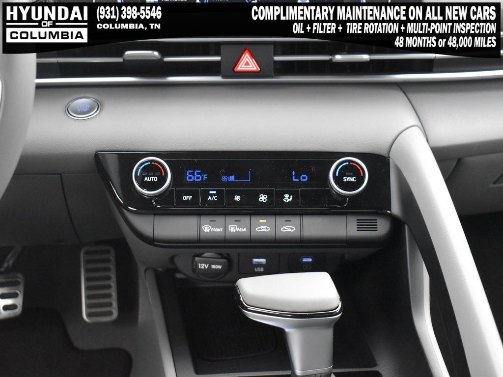 new 2025 Hyundai Elantra car, priced at $24,285