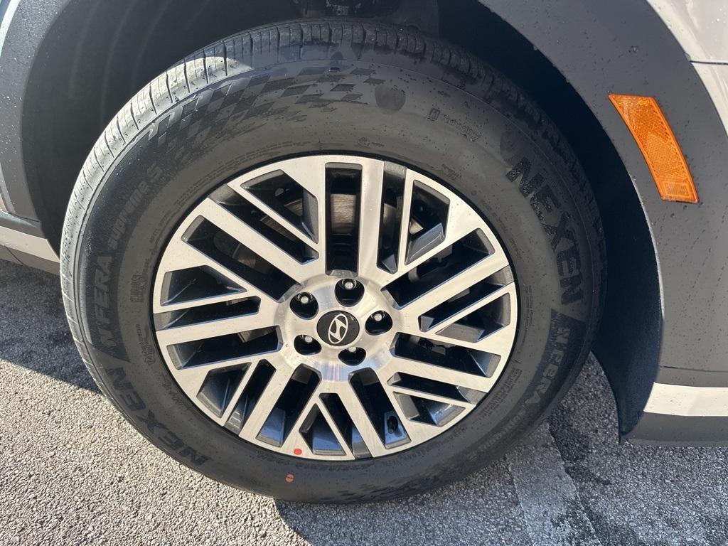 new 2026 Hyundai Palisade car, priced at $41,617