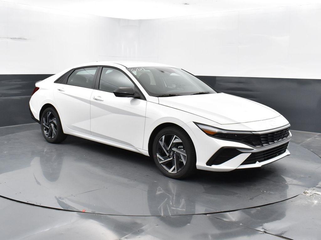 new 2025 Hyundai Elantra car, priced at $23,616