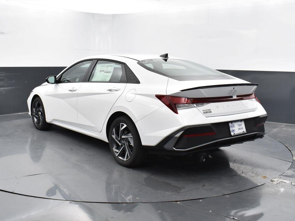 new 2025 Hyundai Elantra car, priced at $23,616
