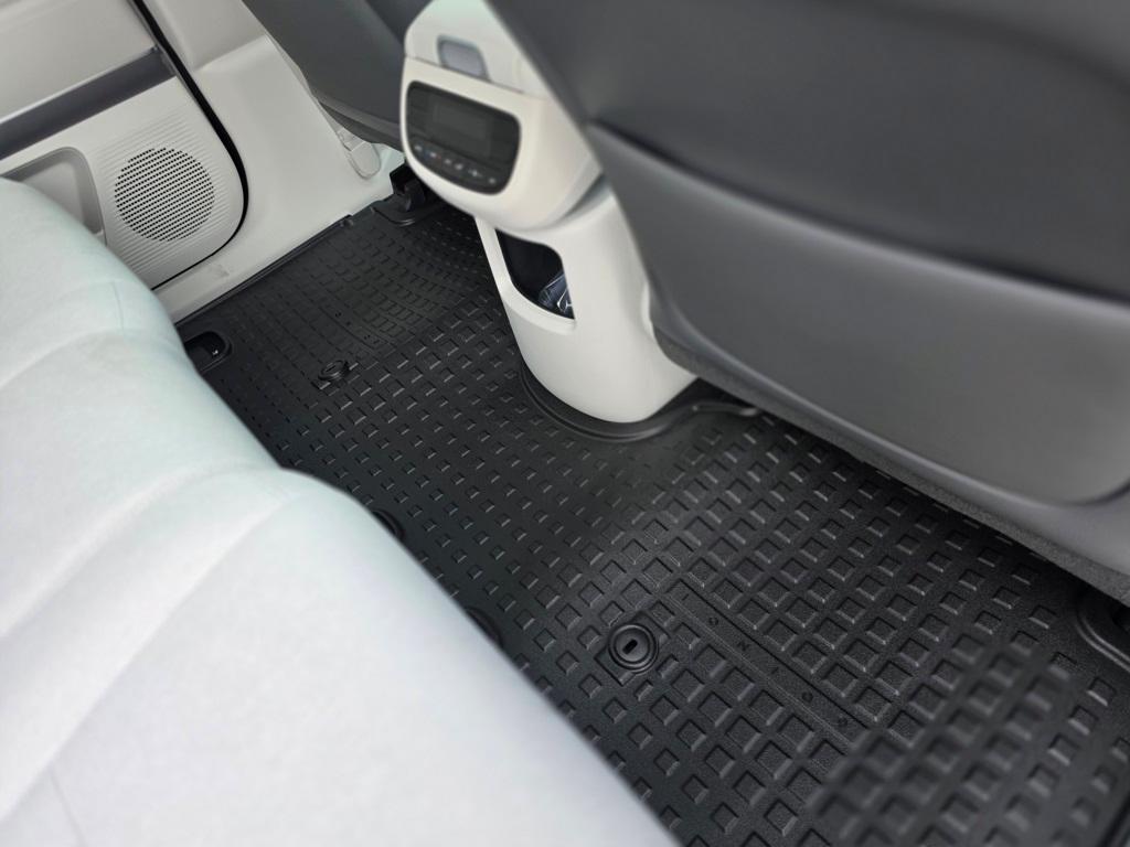 new 2026 Hyundai IONIQ 9 car, priced at $58,414