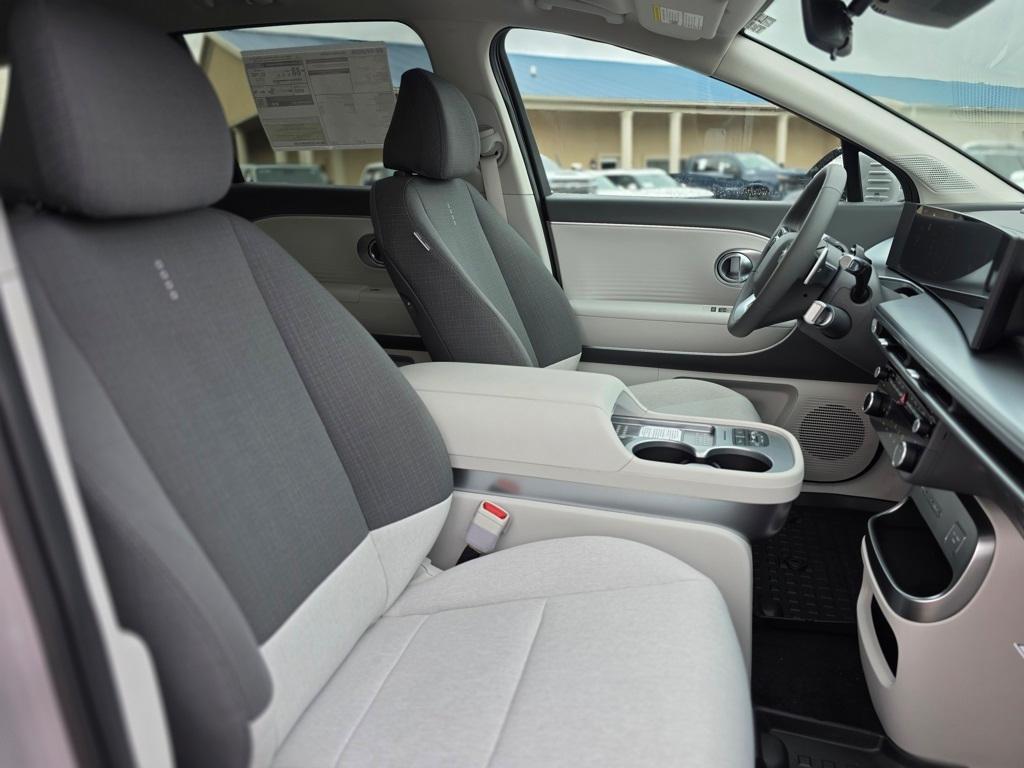 new 2026 Hyundai IONIQ 9 car, priced at $58,414