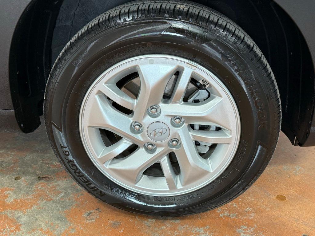 used 2025 Hyundai Venue car, priced at $19,185