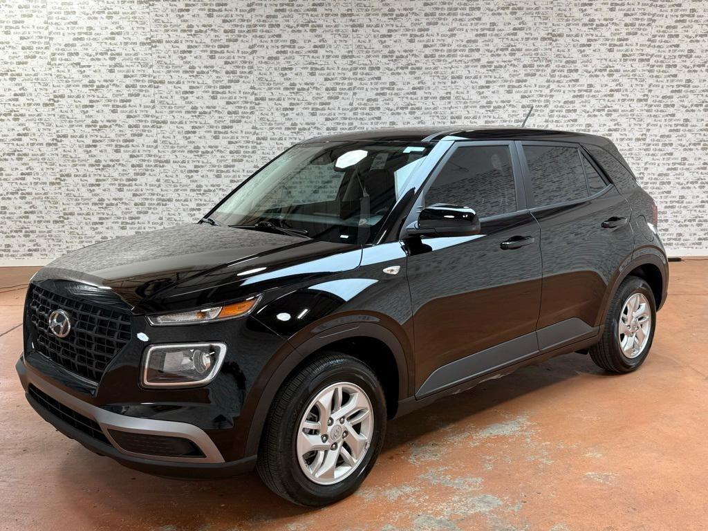 used 2025 Hyundai Venue car, priced at $19,185