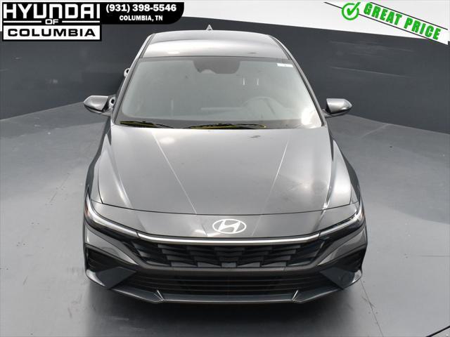 new 2025 Hyundai Elantra car, priced at $23,020