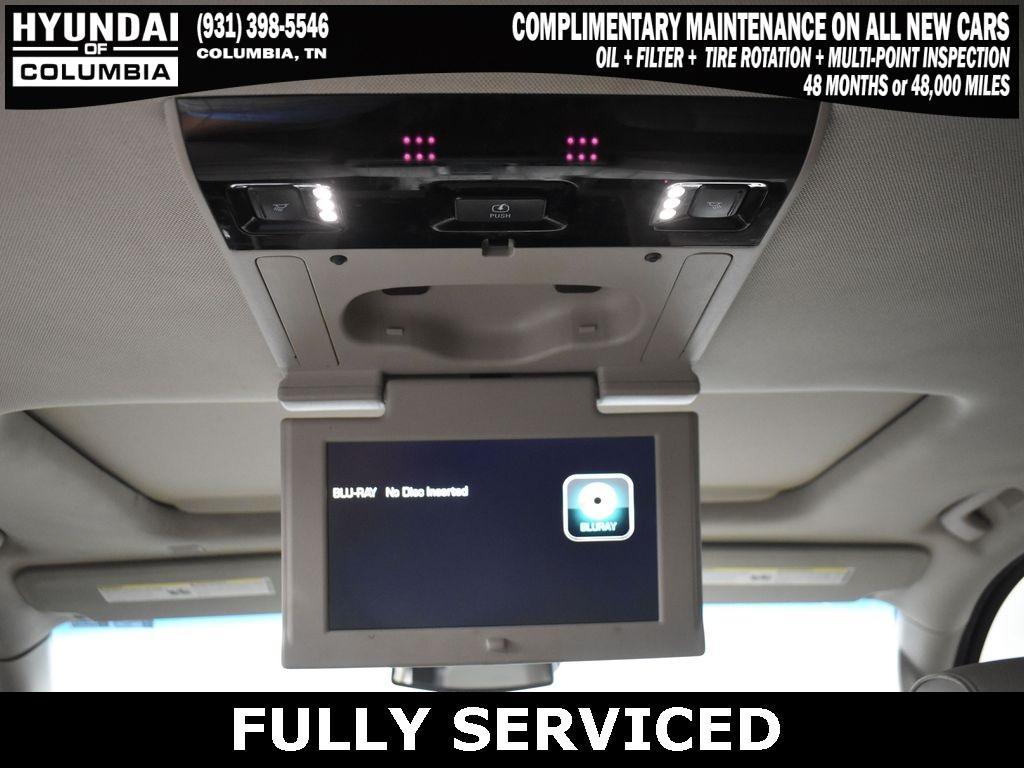 used 2017 GMC Yukon XL car, priced at $31,094