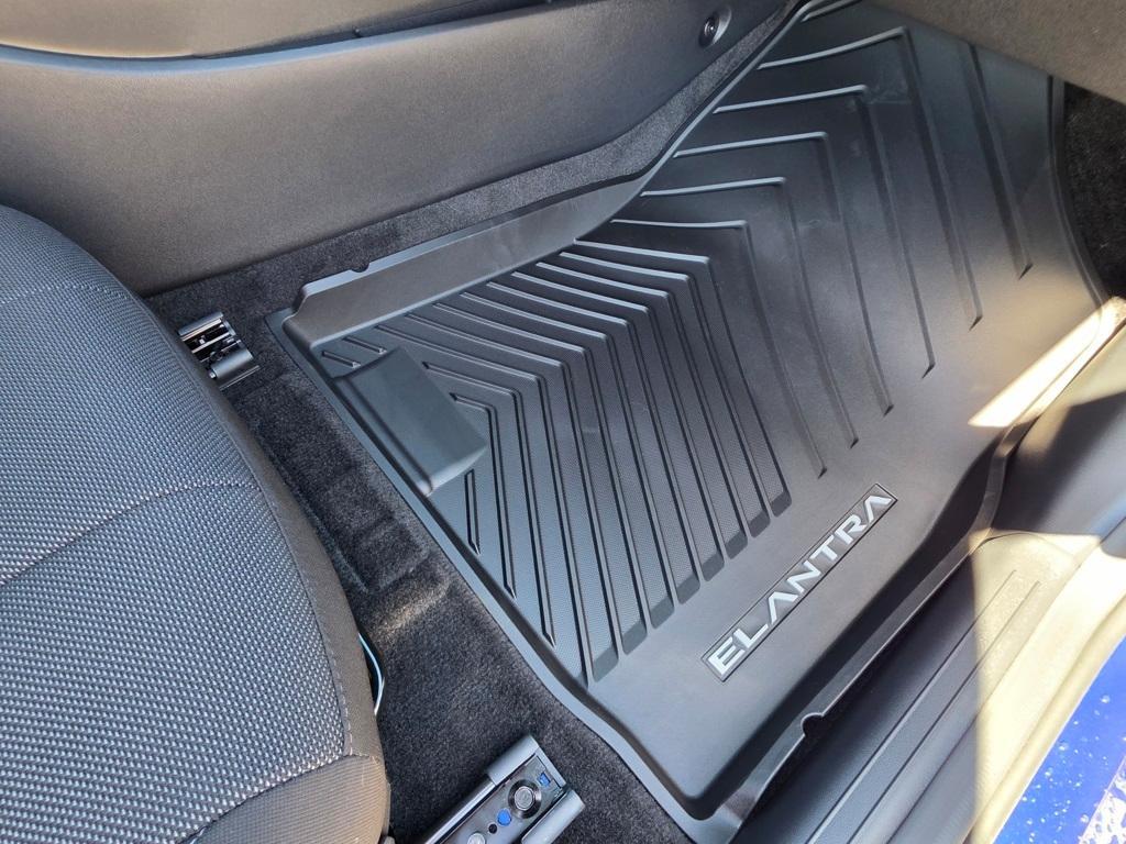 new 2025 Hyundai Elantra car, priced at $21,018
