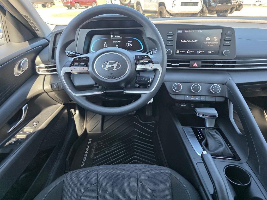new 2025 Hyundai Elantra car, priced at $21,018