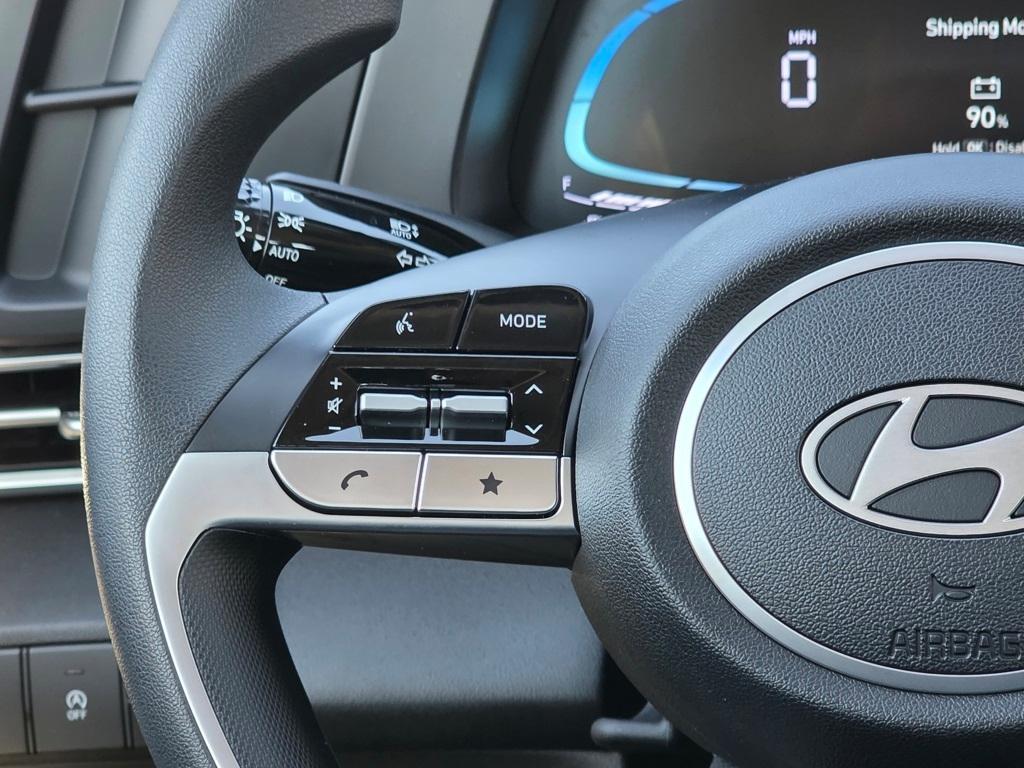 new 2025 Hyundai Elantra car, priced at $21,018