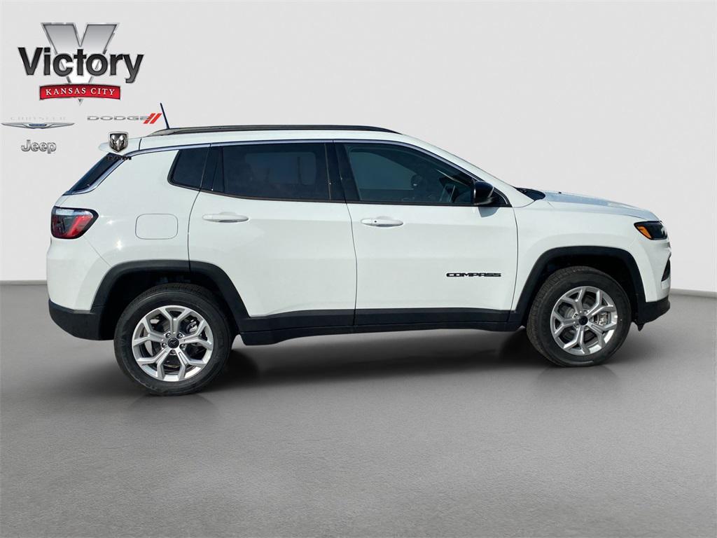 new 2025 Jeep Compass car, priced at $30,165