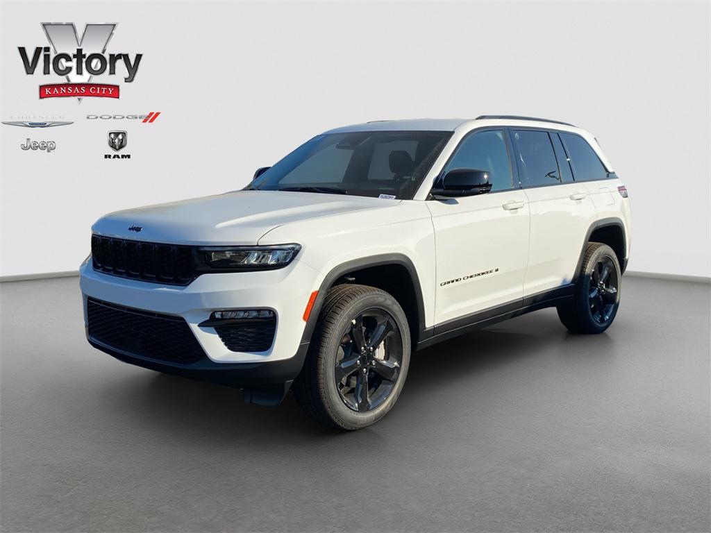 new 2025 Jeep Grand Cherokee car, priced at $49,625