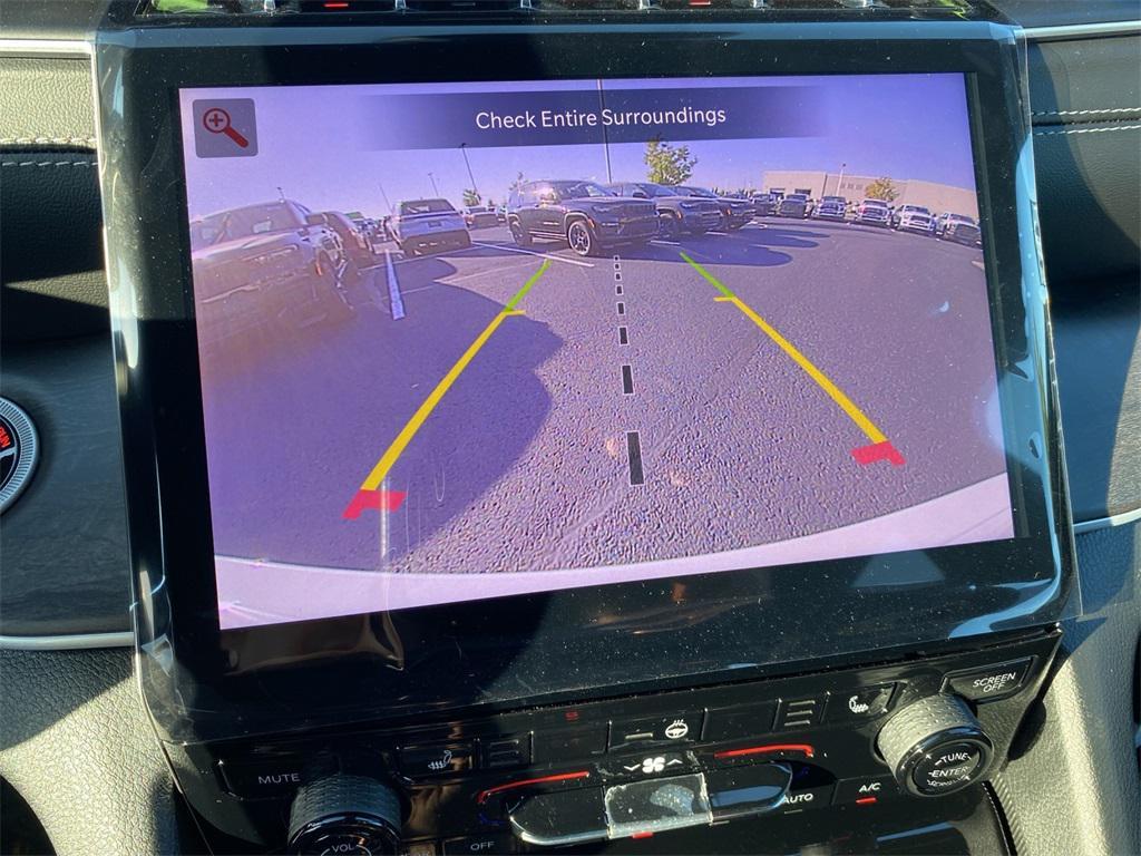 new 2025 Jeep Grand Cherokee car, priced at $49,625