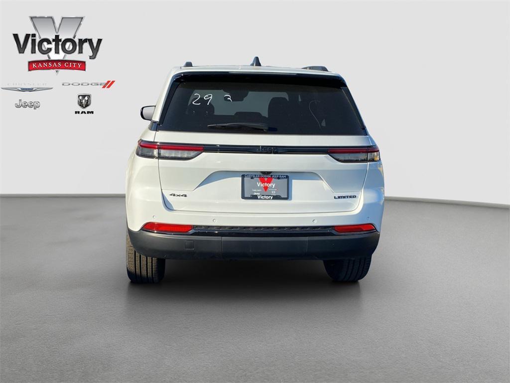 new 2025 Jeep Grand Cherokee car, priced at $49,625