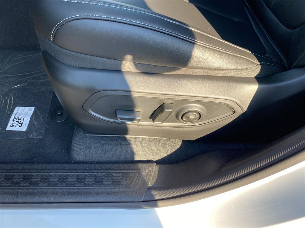 new 2025 Jeep Grand Cherokee car, priced at $49,625