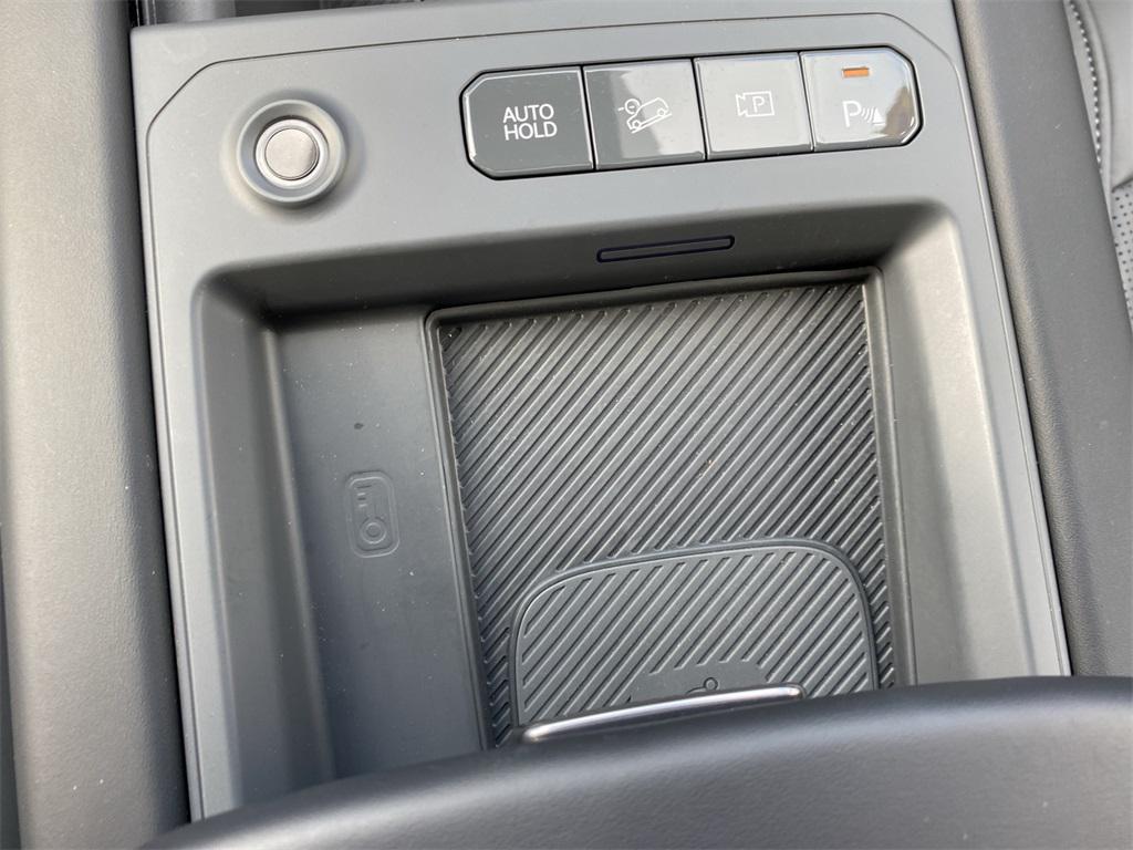 used 2024 Kia EV9 car, priced at $39,995