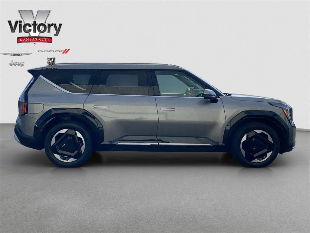 used 2024 Kia EV9 car, priced at $39,995