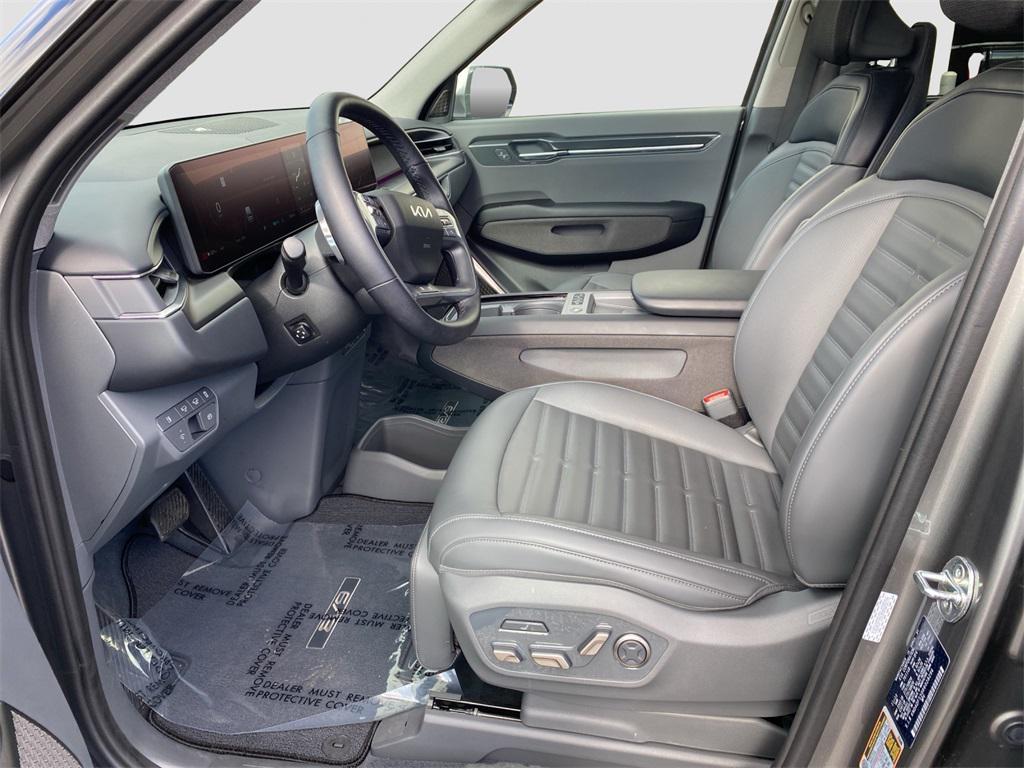 used 2024 Kia EV9 car, priced at $39,995