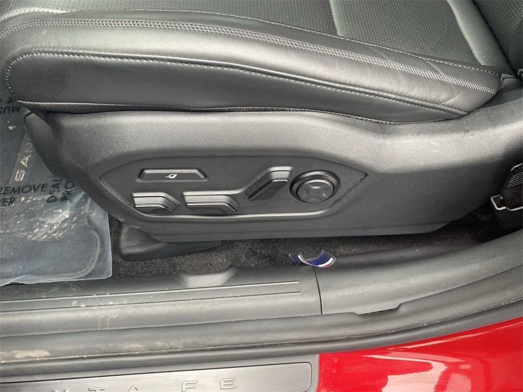 used 2024 Hyundai Santa Fe car, priced at $34,377