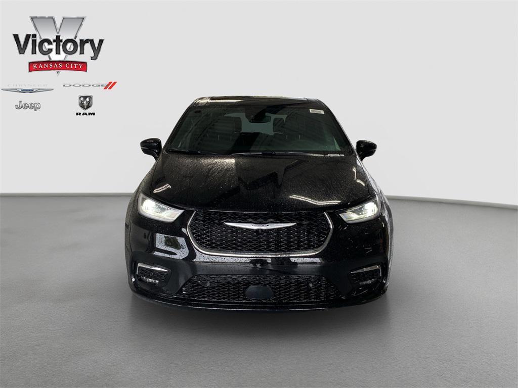 new 2026 Chrysler Pacifica car, priced at $45,740