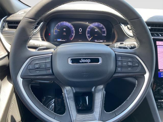 new 2025 Jeep Grand Cherokee car, priced at $55,660
