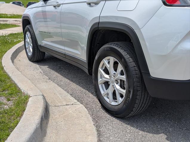 used 2023 Jeep Grand Cherokee car, priced at $30,837