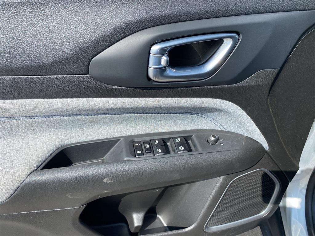 used 2024 Jeep Compass car, priced at $24,981