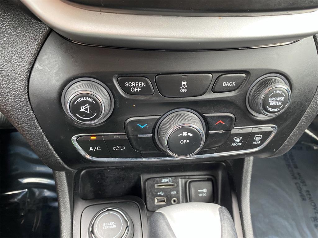 used 2018 Jeep Cherokee car, priced at $14,777