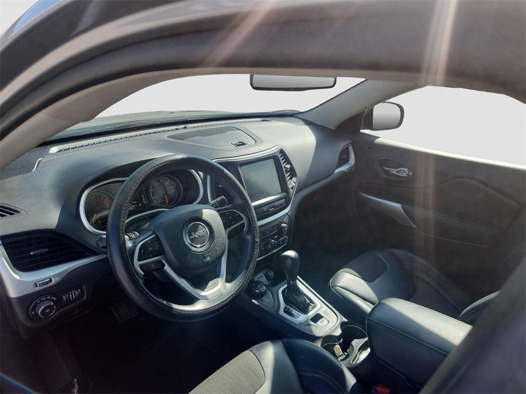 used 2018 Jeep Cherokee car, priced at $14,777