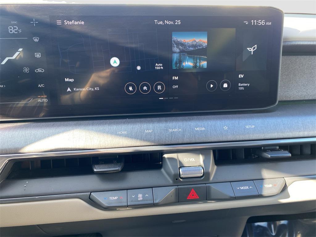 used 2024 Kia EV9 car, priced at $39,995