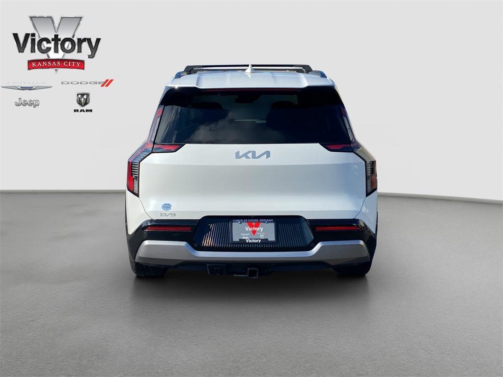 used 2024 Kia EV9 car, priced at $39,995