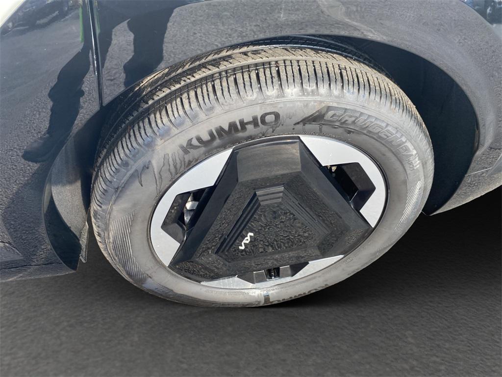 used 2024 Kia EV9 car, priced at $39,995