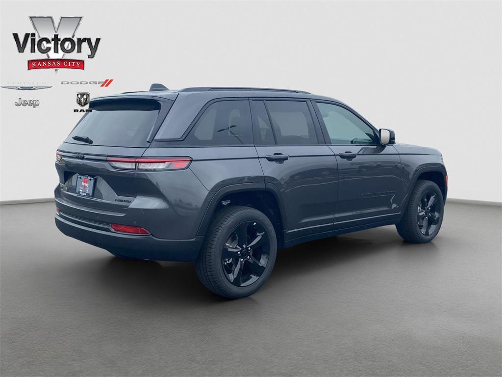 new 2025 Jeep Grand Cherokee car, priced at $50,220