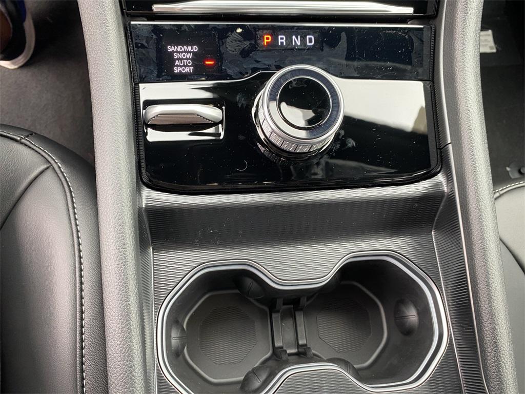 new 2025 Jeep Grand Cherokee car, priced at $50,220