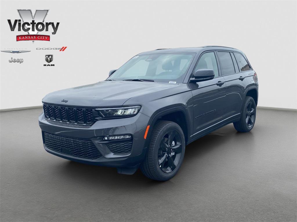 new 2025 Jeep Grand Cherokee car, priced at $50,220