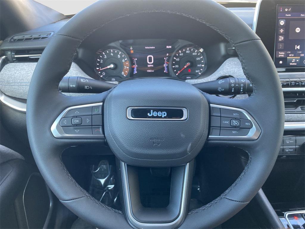 new 2025 Jeep Compass car, priced at $30,760