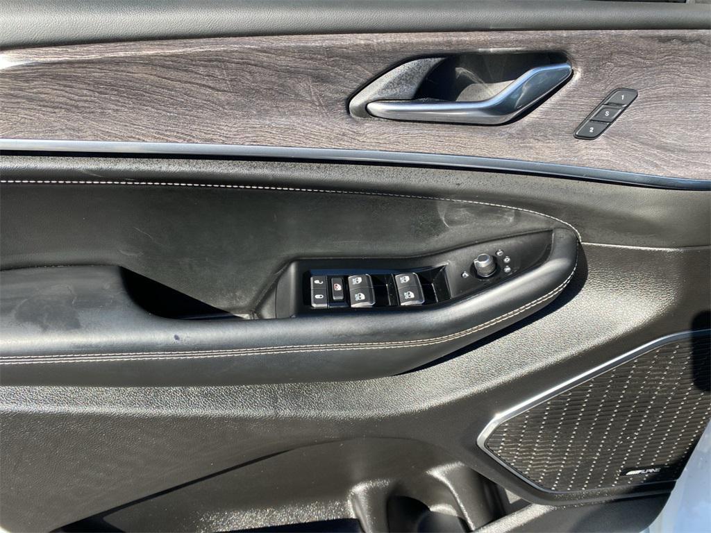 used 2024 Jeep Grand Cherokee car, priced at $39,741