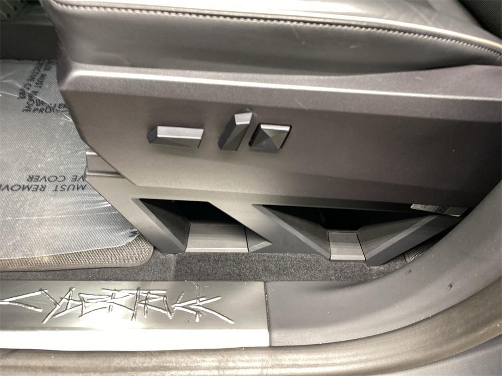 used 2024 Tesla Cybertruck car, priced at $75,598